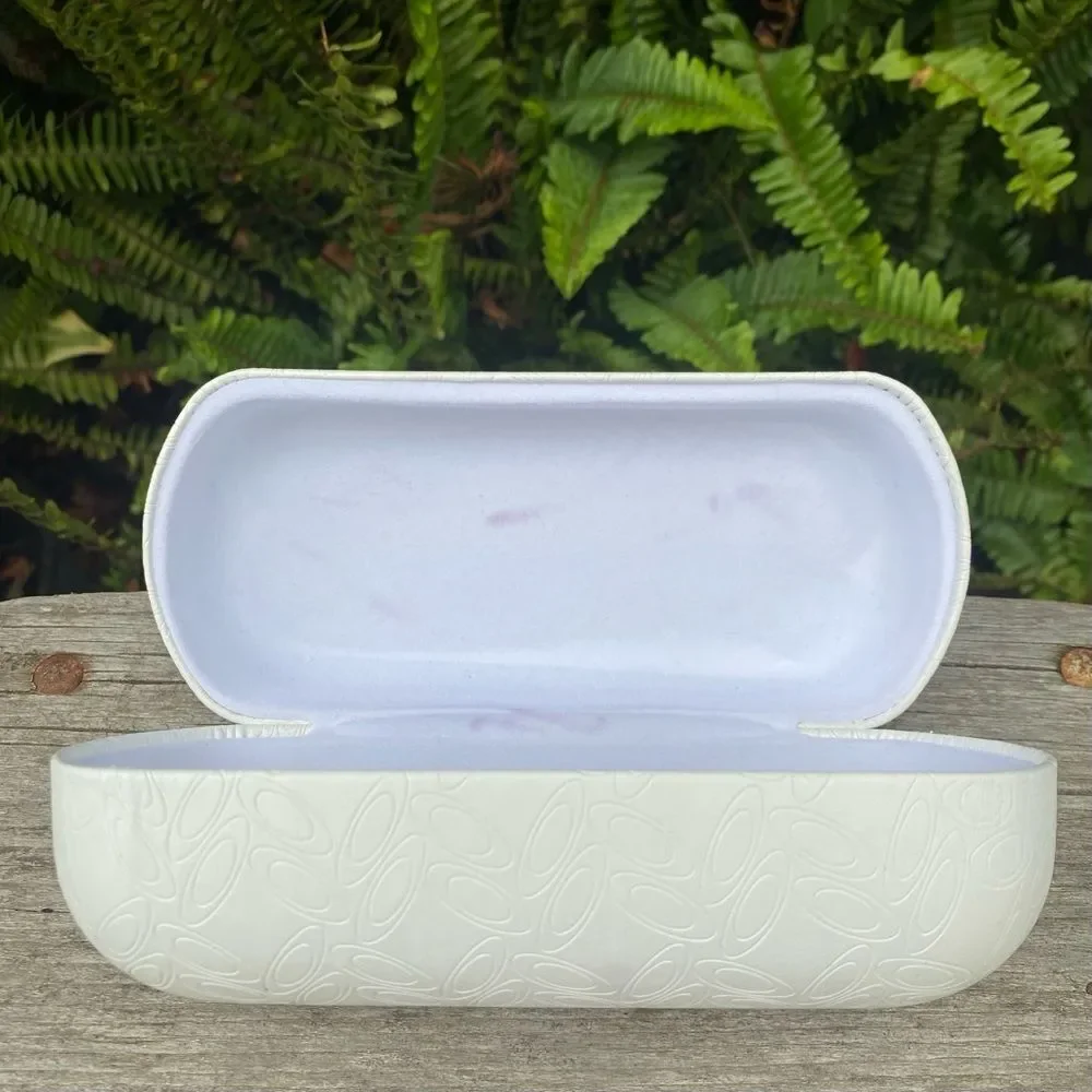 Oakley Clamshell Sunglasses Hard Holder/Case White w/Textured 